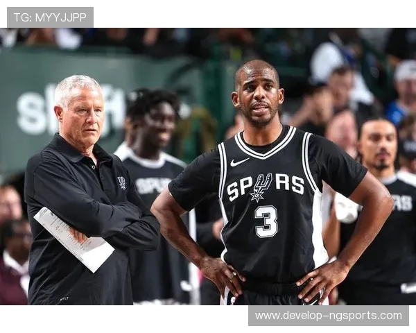 NBA马刺新赛季阵容调整引发球迷热议与期待主帅战略升级冲击季后赛