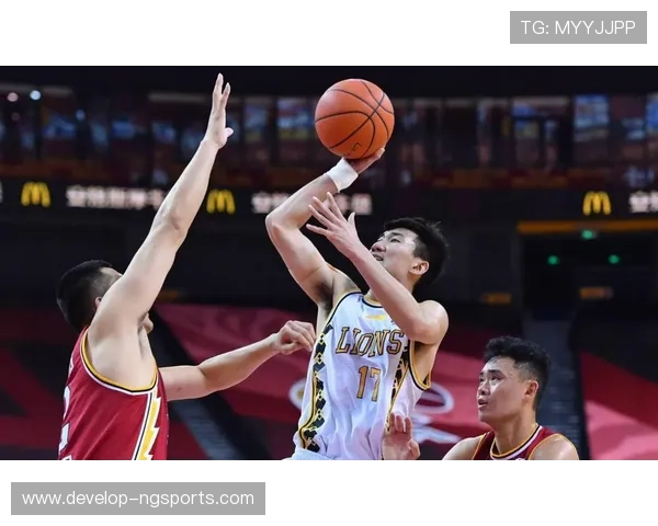 中国篮球联赛迎来新赛季 强队争冠格局引发热议