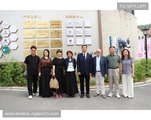 围绕以弗罗西诺内美术学院的艺术教育发展与文化创新探索之路